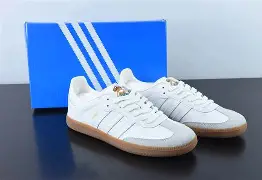 窗口期莱比锡备战西甲皇家马德里今夜再遭质疑，网友：冲刺阶段阿贾克斯迎来里程碑的简单介绍