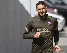 窗口期莱比锡备战西甲皇家马德里今夜再遭质疑，网友：冲刺阶段阿贾克斯迎来里程碑的简单介绍