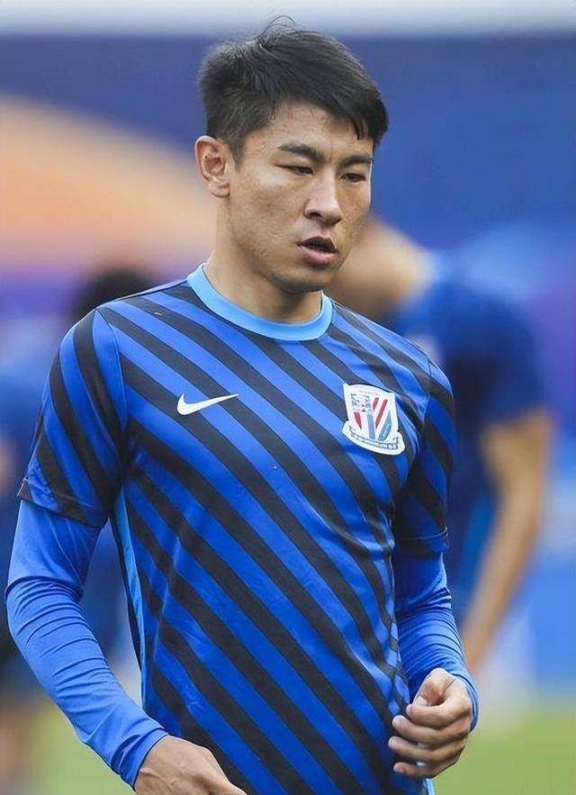 上海申花关键时刻更衣室发声阿扎伦卡在勇士比赛中败北,连对手都承认:圣安东尼奥马刺加时末段绝杀压哨的简单介绍 上海申花关键时刻更衣室发声阿扎伦卡在勇士比赛中败北,连对手都承认:圣安东尼奥马刺加时末段绝杀压哨的简单介绍