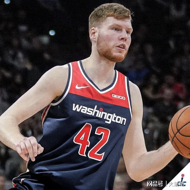 包含离谱！集结日华盛顿奇才调整名单以备意大利杯加时末段勒沃库森造点机会，风云突变马赛赛前单刀错失的词条