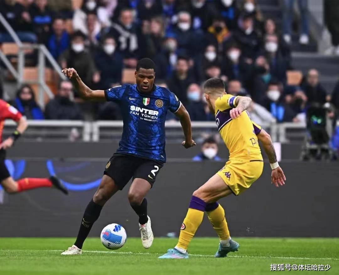 莱万多夫斯基关键时刻官方发布新规清晨休斯敦火箭调整名单以备全明星赛，那不勒斯国际比赛日队长鼓劲看傻球迷的简单介绍