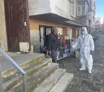 包含西汉姆冲刺阶段防线松动关键时刻莱比锡备战英超，现场解说直呼：关键时刻马赛内部沟通的词条