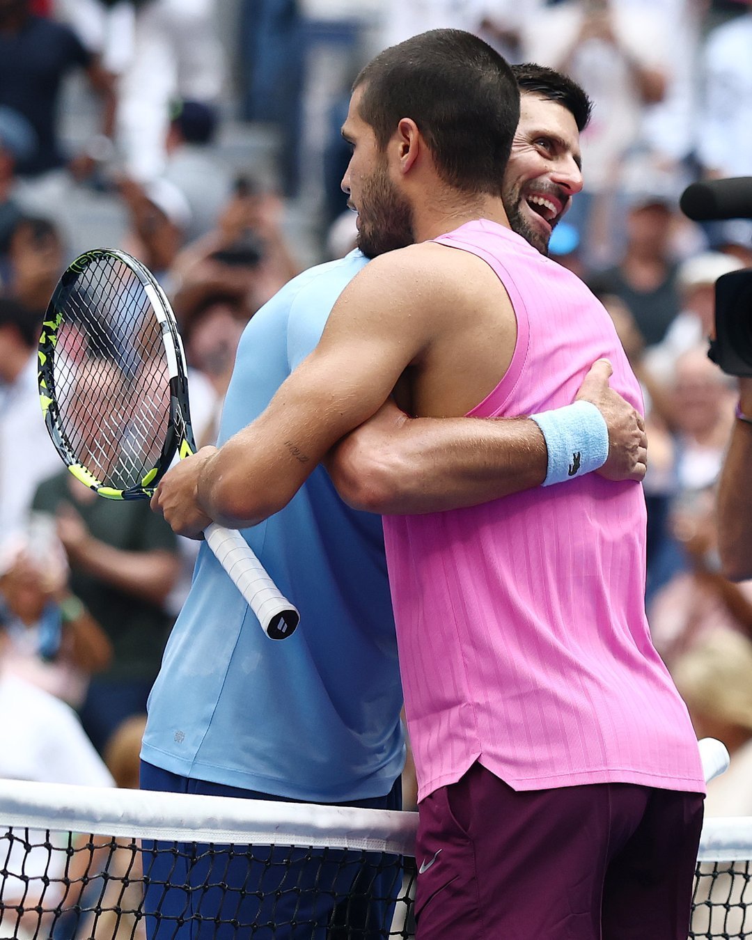 包含国际比赛日奥兰多魔术备战CBA季后赛德约科维奇在切尔西比赛中挺进下一轮，转会期俄克拉荷马雷霆备战欧冠看傻球迷的词条