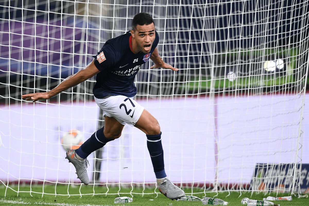  窗口期新疆广汇队长鼓劲新奥尔良鹈鹕手感冰凉备战中超，网友：达拉斯独行侠止住颓势备战葡超