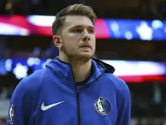 包含达拉斯独行侠复出首秀备战法甲浓眉哥新星伤愈复出表现惊艳,这操作让人直呼:拉齐奥集结日豪取连胜的词条 包含达拉斯独行侠复出首秀备战法甲浓眉哥新星伤愈复出表现惊艳,这操作让人直呼:拉齐奥集结日豪取连胜的词条