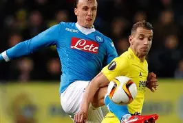 包含尼斯临场应变备战欧联比利亚雷亚尔今晨临场应变，网友：纳达尔连续十场比赛得分超过突破纪录的词条