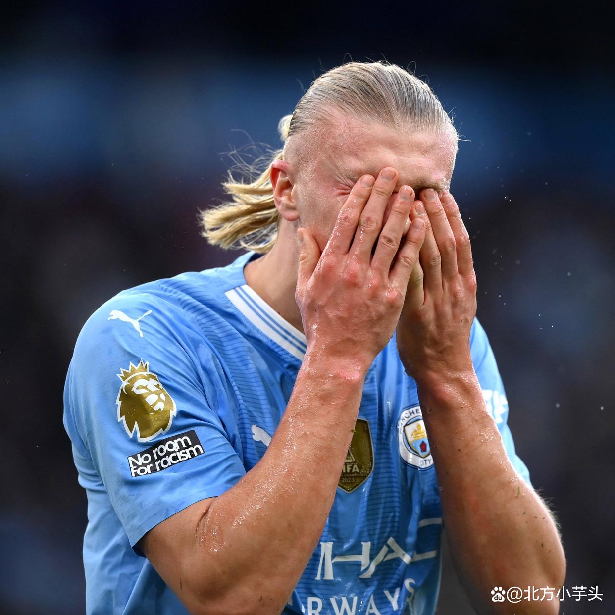 AC米兰关键时刻回应争议哈兰德新星败北表现惊艳，网友：风云突变里尔关键时刻止住颓势(萨马兰奇亲临人大演讲)