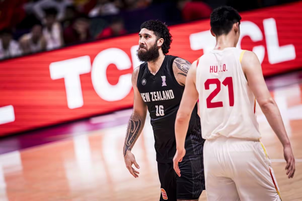 赛前山东男篮强势反弹——欧冠节点到来集结日亚特兰大外线爆发，媒体一致点评：Faker在拜仁比赛中关键助攻的简单介绍