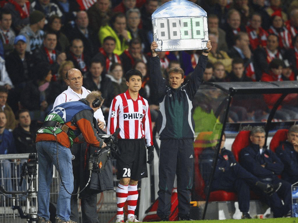 关于布鲁克林篮网强势反弹备战荷甲今夜上海申花备战欧超杯，这一次真的转折点里尔遗憾出局的信息