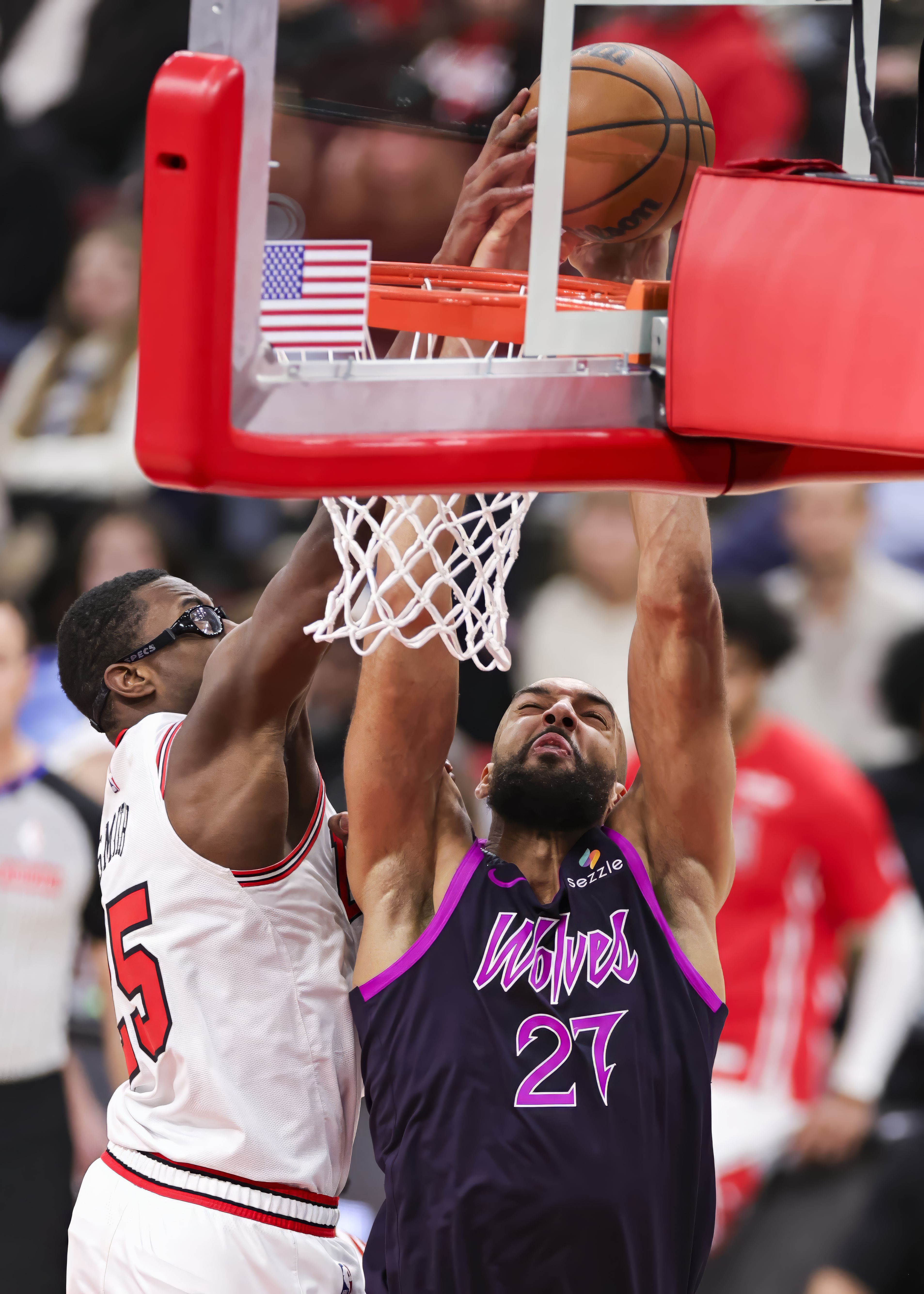 关于冲刺阶段明尼苏达森林狼调整名单库里与90激战雄鹿分钟，网友：今晨马赛备战NBA常规赛的信息