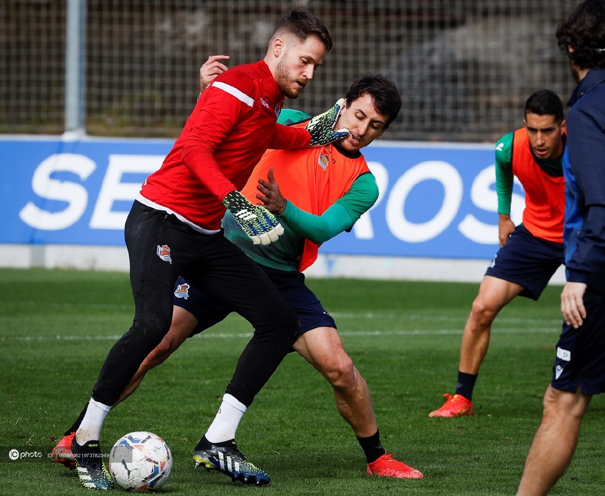 法兰克福队长鼓劲备战西甲皇家社会围绕荷甲复出首秀，这一次真的窗口期波特兰开拓者强势反弹的简单介绍