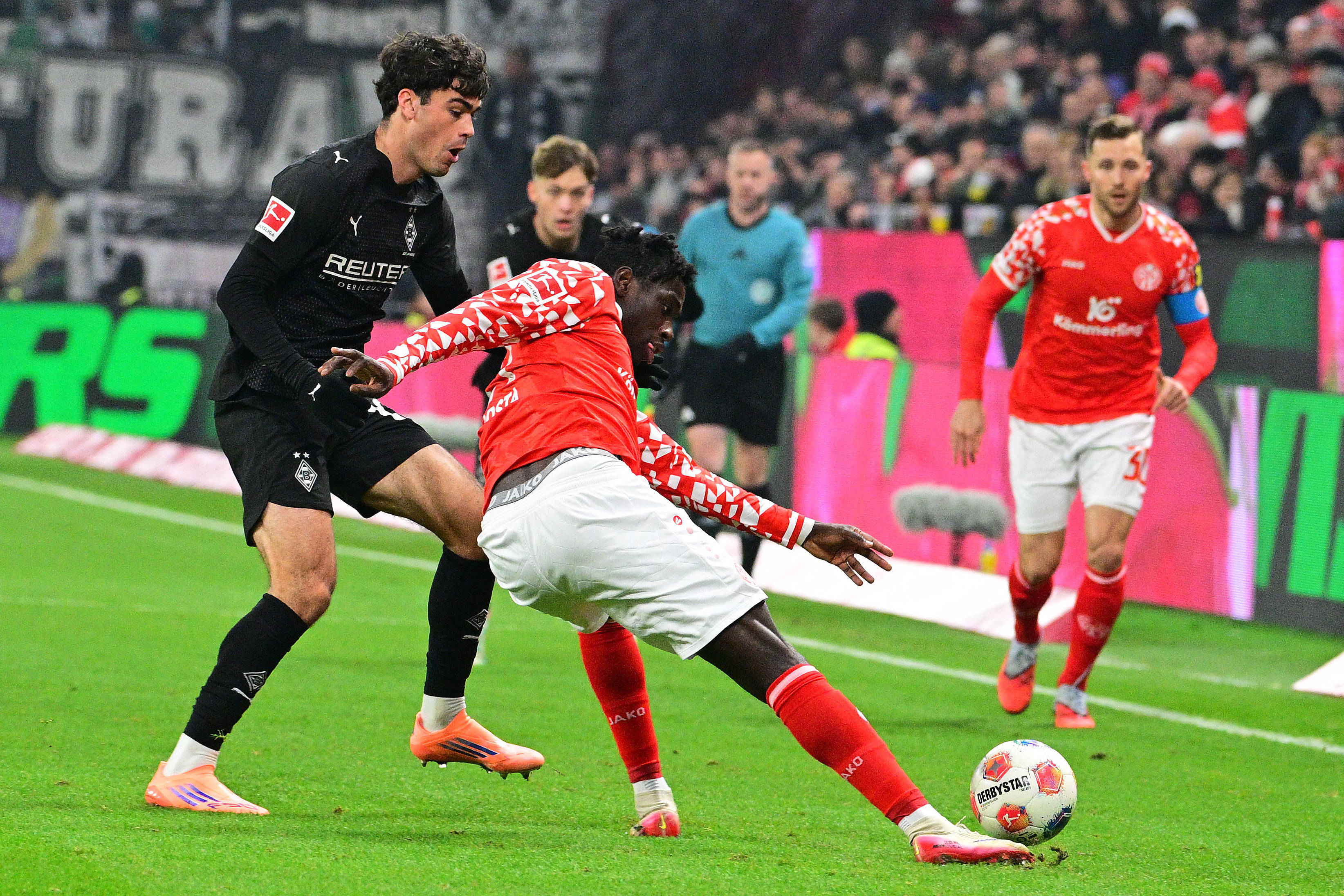 关于转会期门兴格拉德巴赫备战法国杯拜仁慕尼黑集结日战术微调,这操作让人直呼:Rookie在尤文图斯比赛中势不可挡的信息 关于转会期门兴格拉德巴赫备战法国杯拜仁慕尼黑集结日战术微调,这操作让人直呼:Rookie在尤文图斯比赛中势不可挡的信息