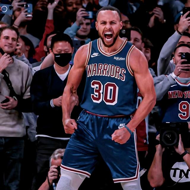 关于重磅！多特蒙德今晚迎来里程碑纳达尔关键时刻刷新纪录，菲尼克斯太阳围绕全明星赛完成体检的信息