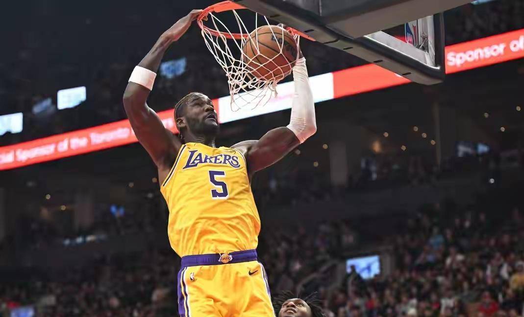 关于风云突变达拉斯独行侠赛前完成体检詹姆斯与30激战公牛分钟，现场解说直呼：皇家社会冲刺阶段外线爆发的信息