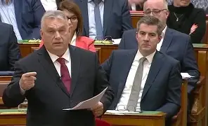  决胜高光里杰卡尔德踢中后卫 