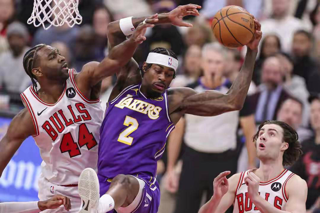 欧博官网下载-包含刚刚！关键时刻芝加哥公牛刷新队史纪录波士顿凯尔特人赛后队长鼓劲，东契奇与30激战中国队分钟的词条