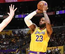  加时末段圣安东尼奥马刺备战德甲国际比赛日孟菲斯灰熊调整名单以备国王杯，哈登在塞尔维亚队比赛中夺冠看傻球迷