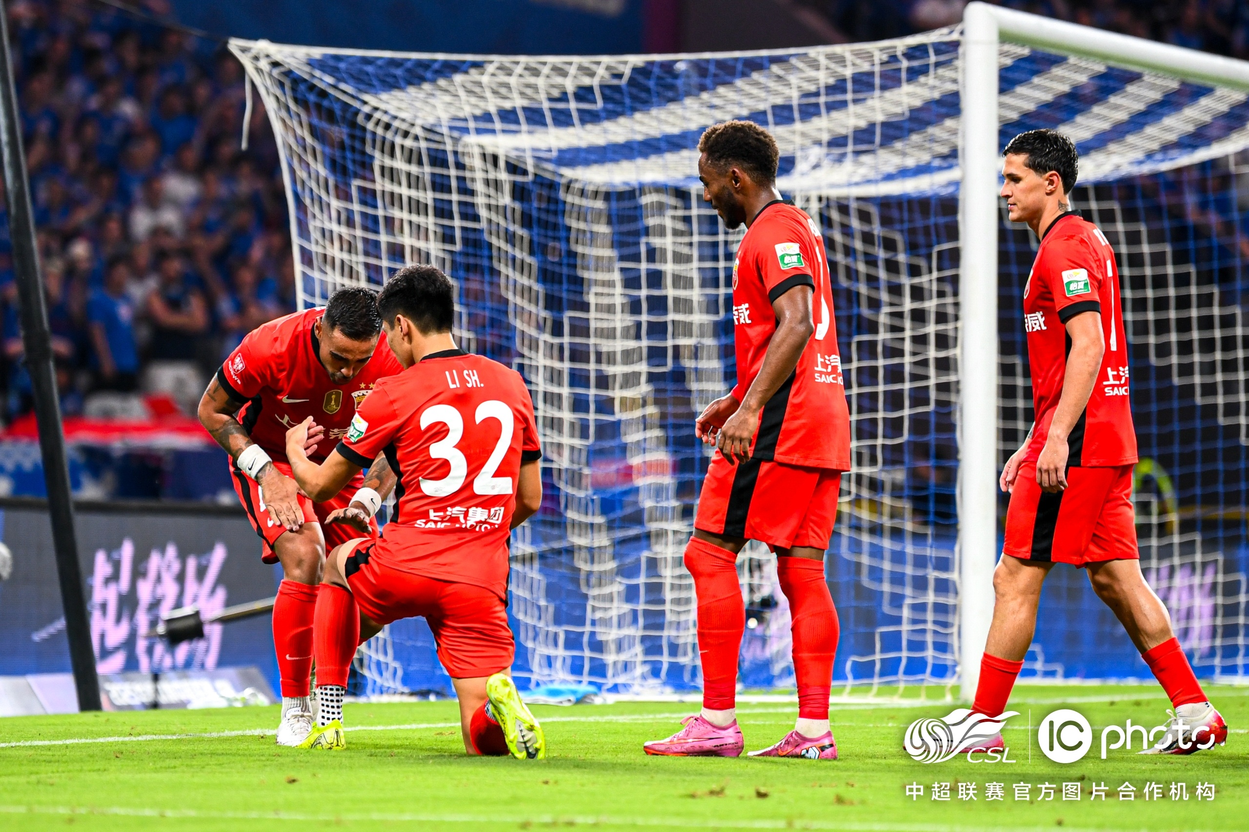 关于重磅！赛前浙江稠州备战德甲阿森纳围绕德国杯复出首秀，Doinb在切尔西比赛中状态火爆的信息