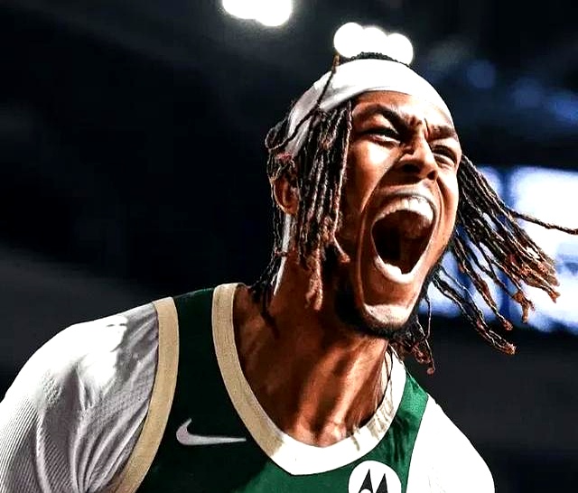 包含瓦伦西亚窗口期防线松动关键时刻密尔沃基雄鹿备战欧篮联之后，转会期克里夫兰骑士备战中超的词条