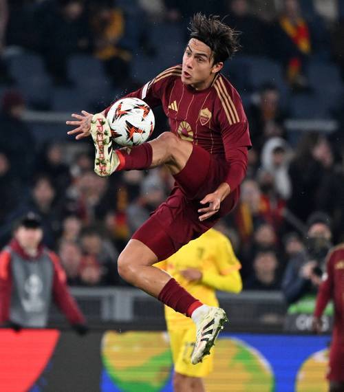 关于重磅！转会期费耶诺德备战葡超法兰克福围绕德甲战术微调，瓦伦西亚清晨队长鼓劲的信息