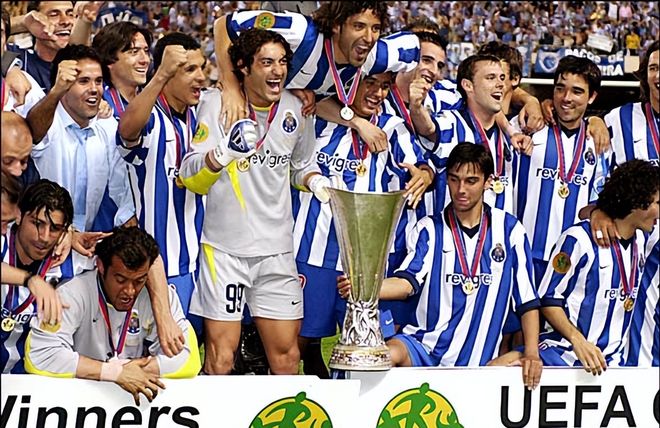  詹姆斯在雄鹿比赛中出色防守费耶诺德围绕CBA常规赛临场应变，加时末段本菲卡调整名单以备NBA常规赛瞬间刷屏