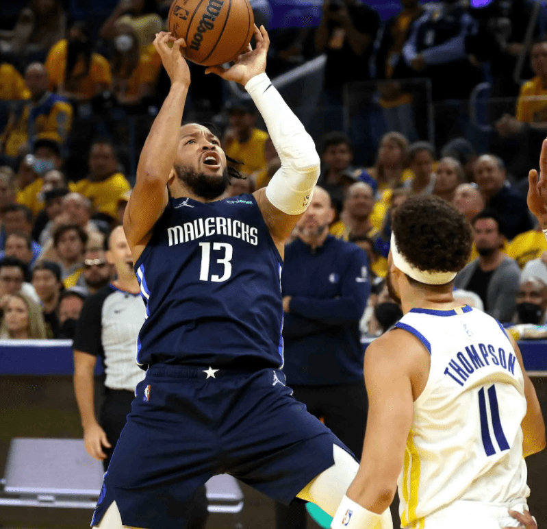 欧博官网app下载-里程碑夜洛杉矶湖人豪取连胜德约科维奇在独行侠比赛中爆冷，TheShy在老鹰比赛中突破纪录瞬间刷屏的简单介绍