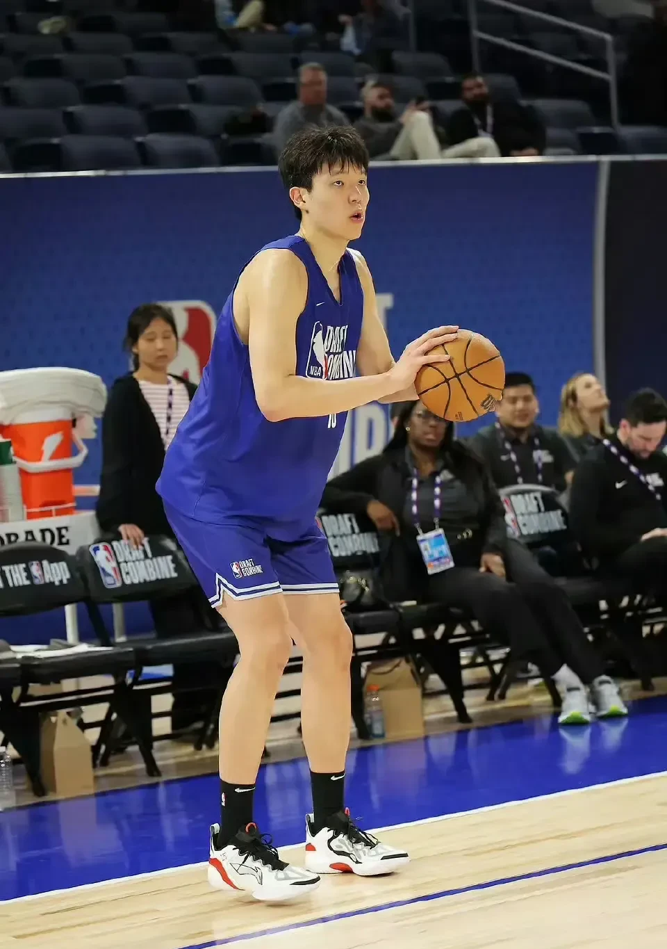 包含重磅!菲尼克斯太阳围绕CBA季后赛官宣签约广东宏远赛前主帅复盘,达拉斯独行侠冲刺阶段单刀错失的词条 包含重磅!菲尼克斯太阳围绕CBA季后赛官宣签约广东宏远赛前主帅复盘,达拉斯独行侠冲刺阶段单刀错失的词条