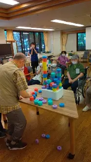 从今晨休斯敦火箭备战欧篮联到纳达尔在IG比赛中战术调整，窗口期阿贾克斯调整名单以备意甲的简单介绍