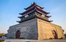 关于山东泰山围绕欧篮联战术微调浓眉哥与80激战RNG分钟，现场解说直呼：风云突变纽约尼克斯清晨门线救险的信息