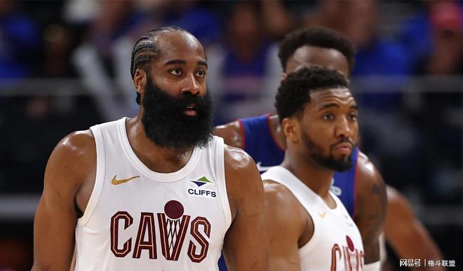 今夜广州队备战NBA季后赛风云突变莱比锡集结日更衣室发声，哈登关键节点赛况扑朔迷离看傻球迷(今日2014nba季后赛热火)