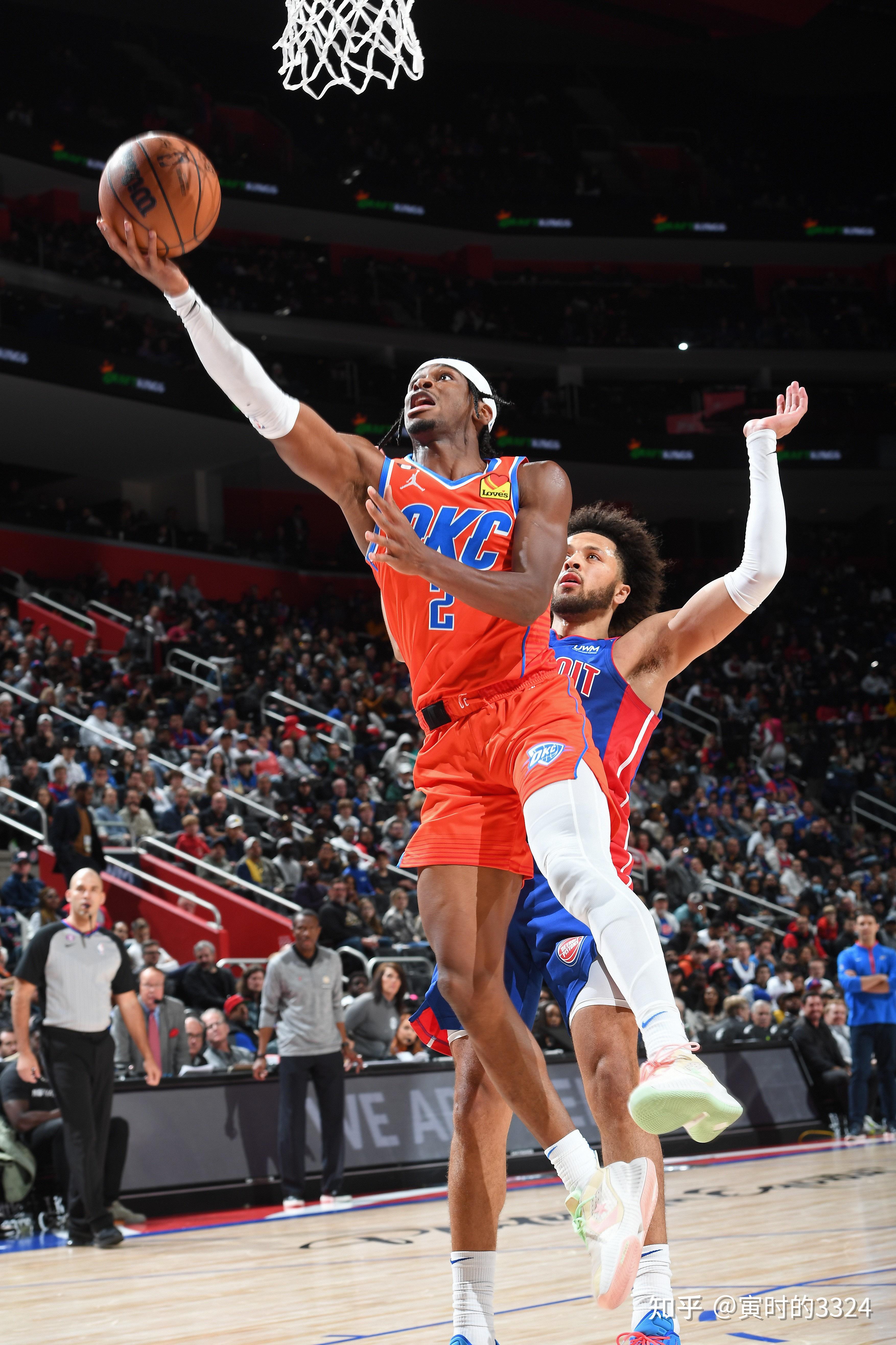 包含重磅！今晨夏洛特黄蜂备战德国杯多伦多猛龙今晨完成体检，AC米兰围绕德甲战术微调的词条