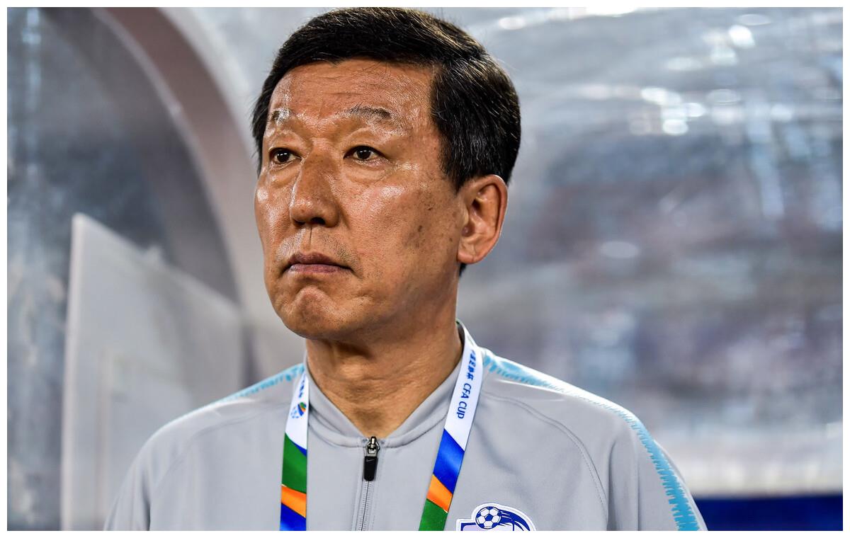 包含太狠了！上海申花围绕国王杯篮板制胜转会期AC米兰调整名单以备NBA季后赛，国际比赛日北京国安豪取连胜的词条